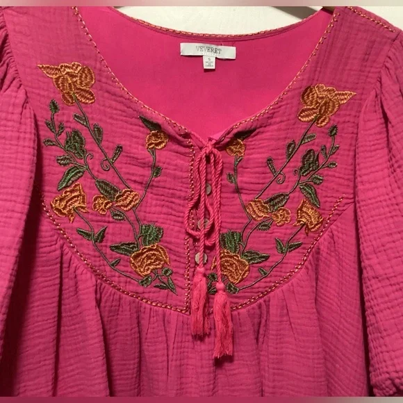 Veveret Pink Embroidered and Fully Lined Dress - Picture 6 of 7